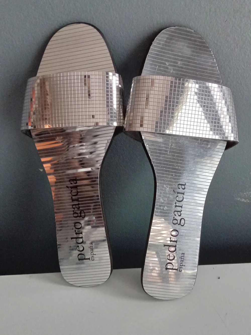 Pedro Garcia Silver Metallic Grid‎ Slide Sandals Made in Spain Size 38.5